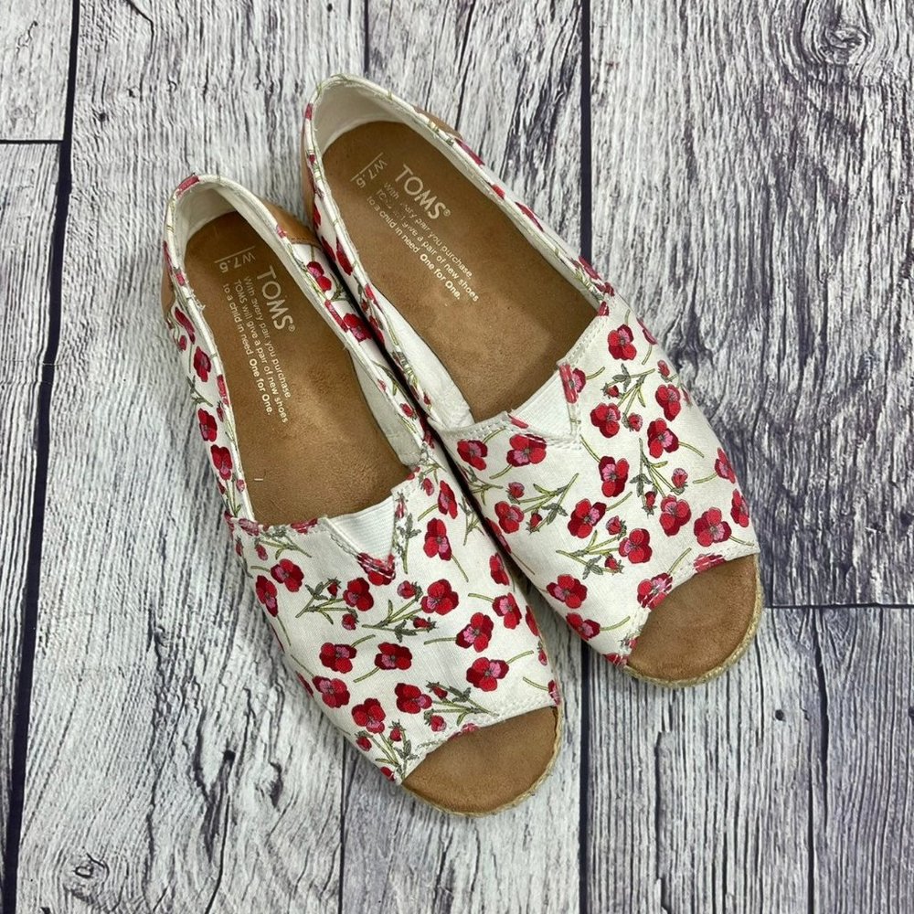 TOMS Espadrilles Red Pansy Floral Print Women's Size 7.5 Slip On Open Toe Sandal - Picture 2 of 12